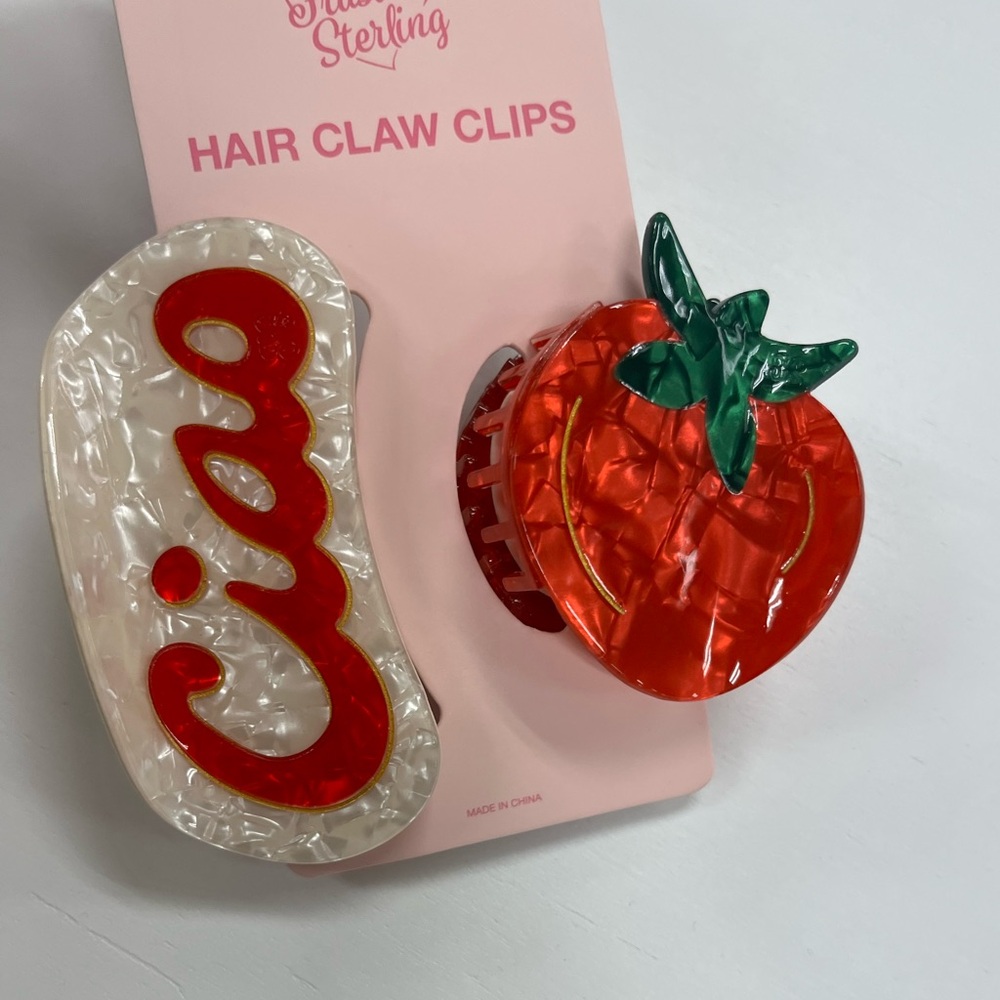 NWT ⚜️🍅⚜️ Frasier Sterling Ciao and Tomato Hair Claw Clips Set of 2 - Picture 9 of 14